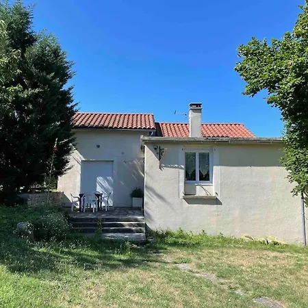 Prázdninový dům Maison De Vignes Entre Et Jardin